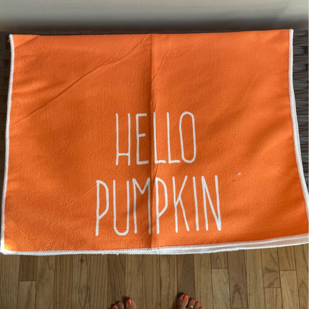 Orange & Black 'Hello Pumpkin' Kitchen Dish Towels